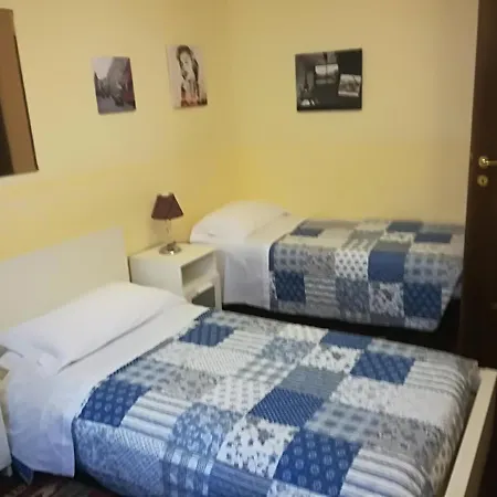 Bed & Breakfast L'isola Di Casa 3*