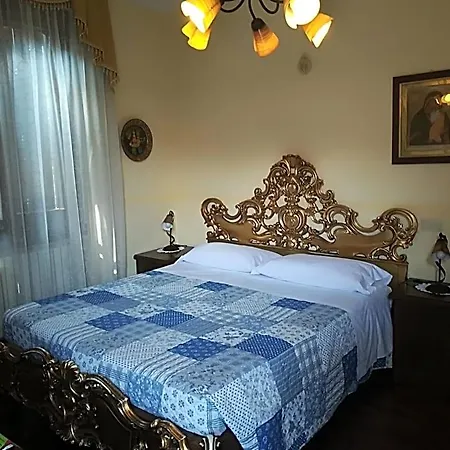 L'isola Di Casa Bed & Breakfast